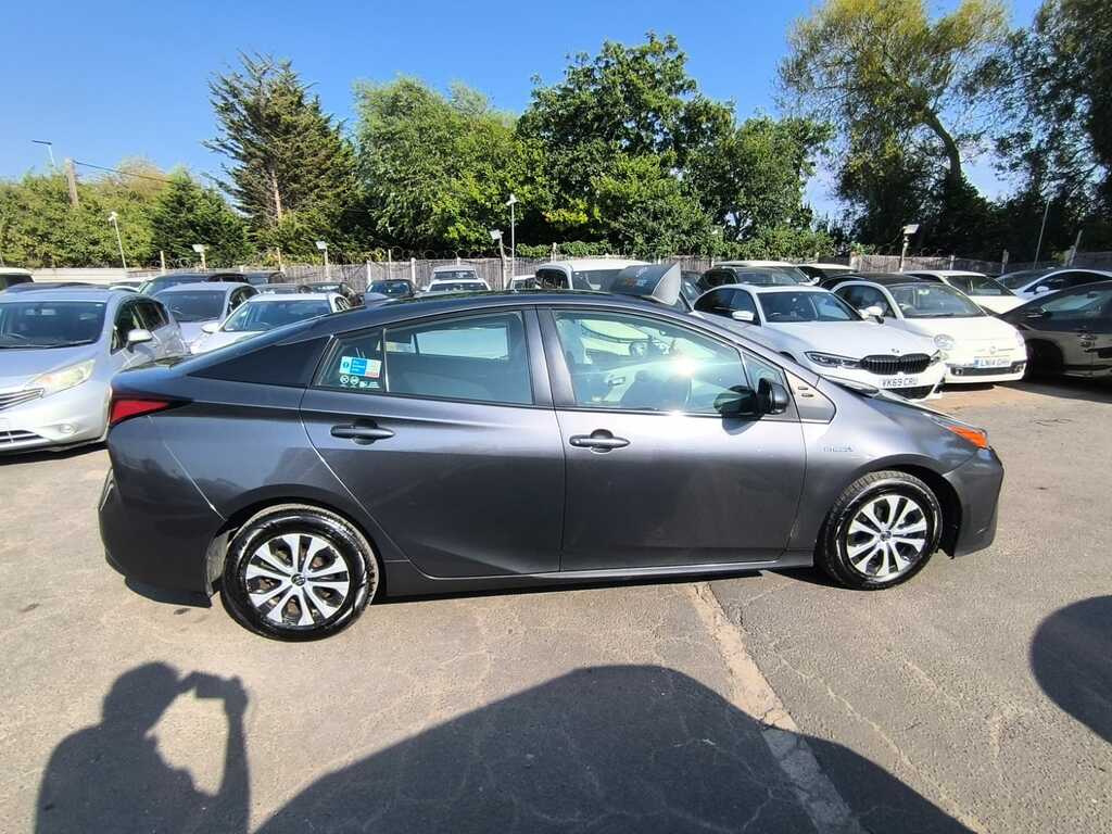 Toyota Prius 1.8 Hybrid 201919 Active 5 Seats 1 Owner 2 K Grey #6