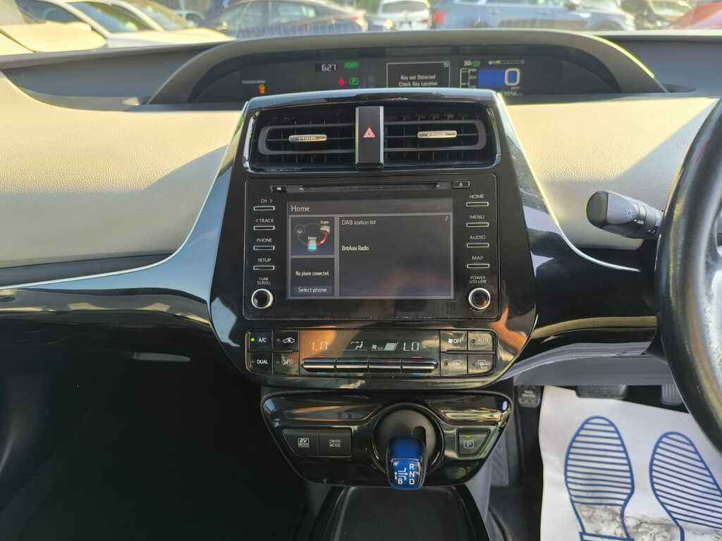 Toyota Prius Hatchback 1.8 Hybrid Euro 6 201919 Grey #17