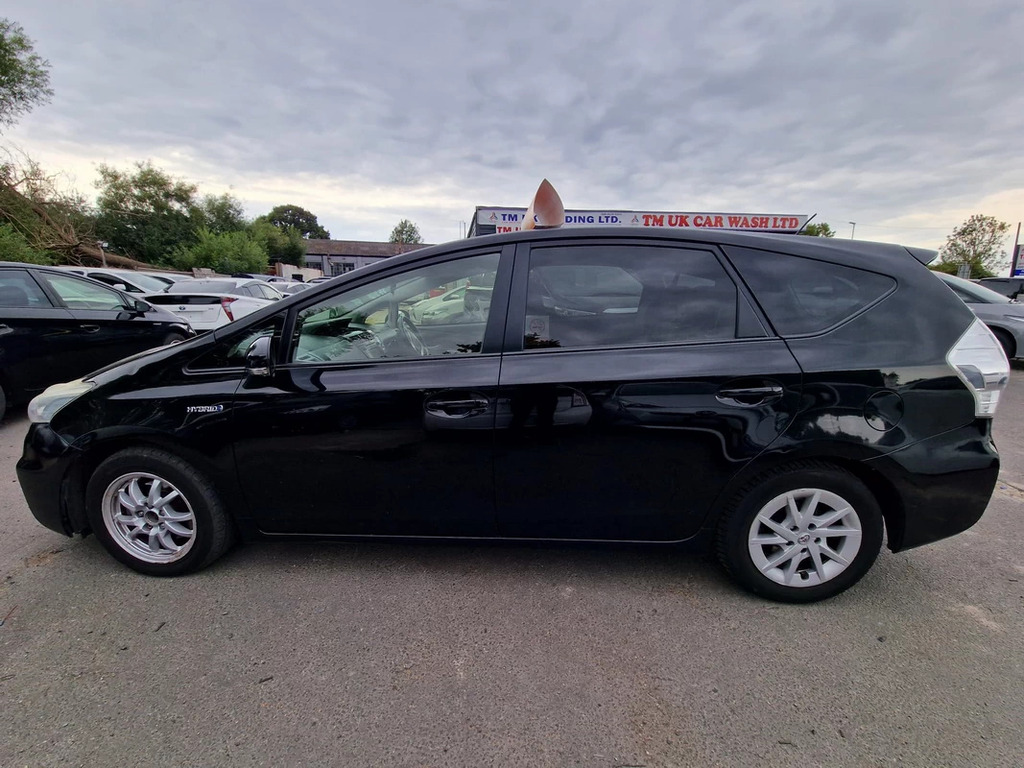 Toyota Prius+ 1.8 Hybrid 201313 7 Seats Mpv Ulez Free Imp Black #6