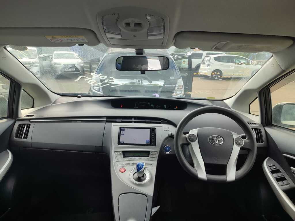 Toyota Prius 1.8 Vvt-h Icon Cvt Black #11