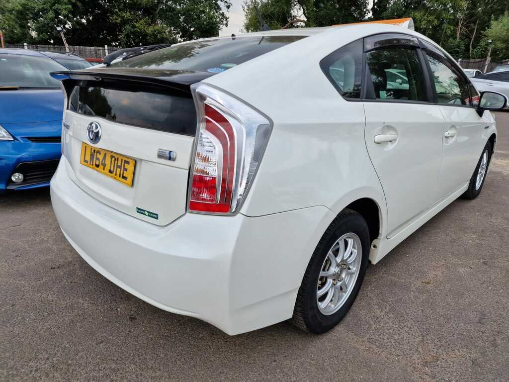 Toyota Prius 1.8 Hybrid 201564 Active 5 Seats Ulez Free White #3