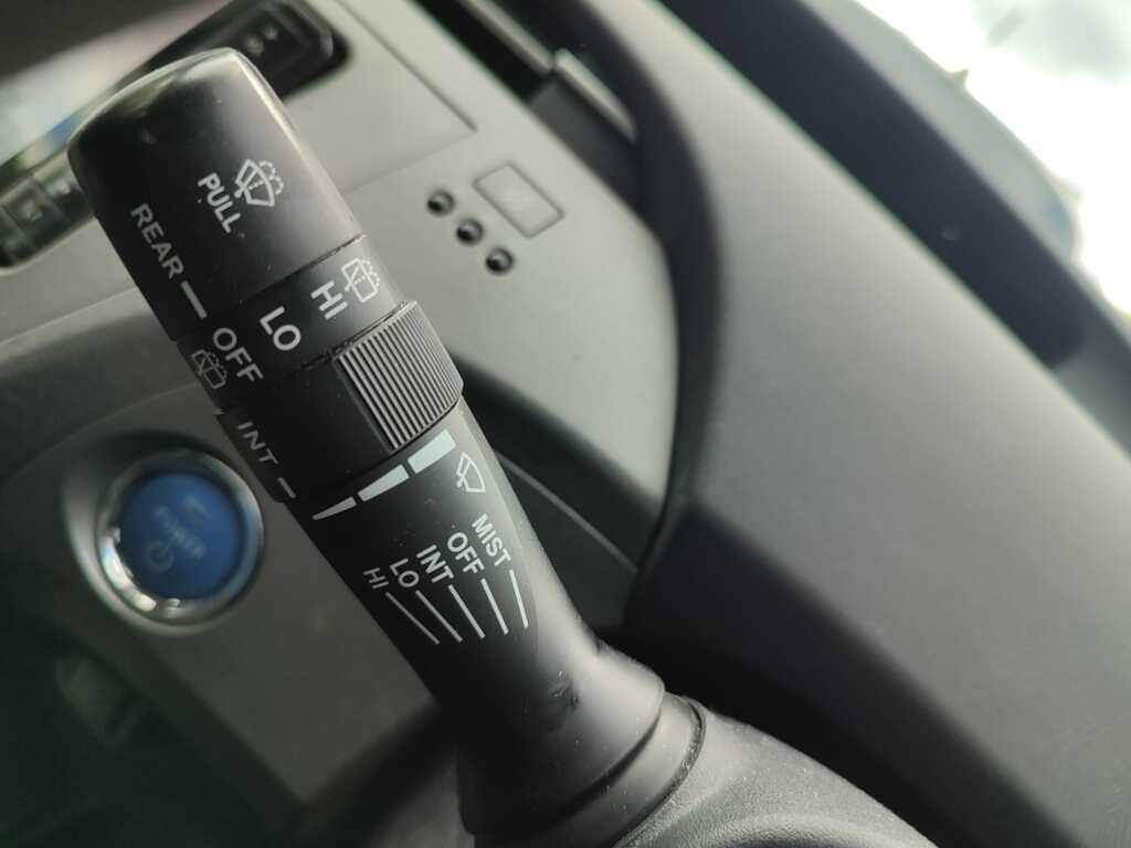 Toyota Prius 1.8 Vvt-h Icon Cvt Black #14