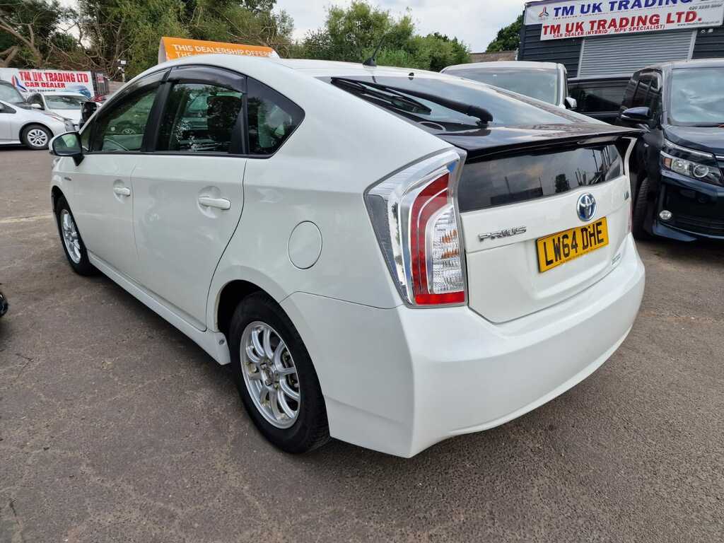 Toyota Prius 1.8 Hybrid 201564 Active 5 Seats Ulez Free White #4