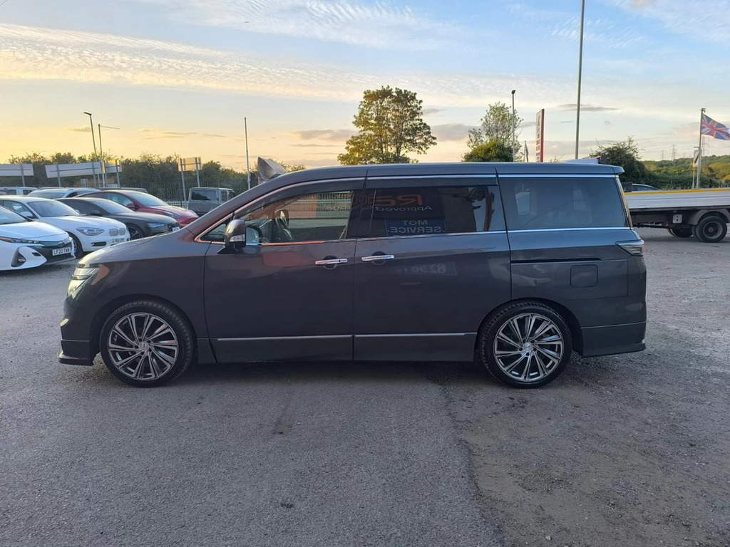 Nissan Elgrand 3.5 201313 7 Seats Premium Grey #6