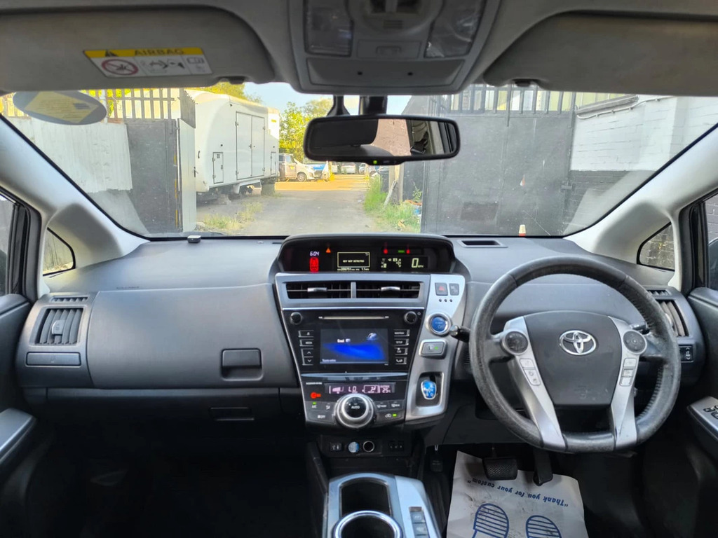 Toyota Prius+ 1.8 Vvti Icon Cvt Black #14