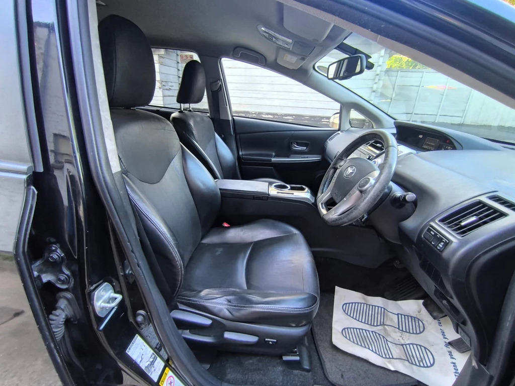 Toyota Prius+ 1.8 Vvti Icon Cvt Black #9