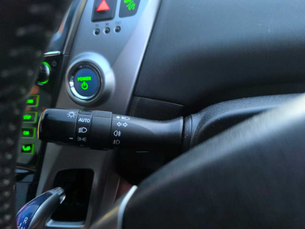 Toyota Prius+ Vvt-h Business Edition Plus Silver #17