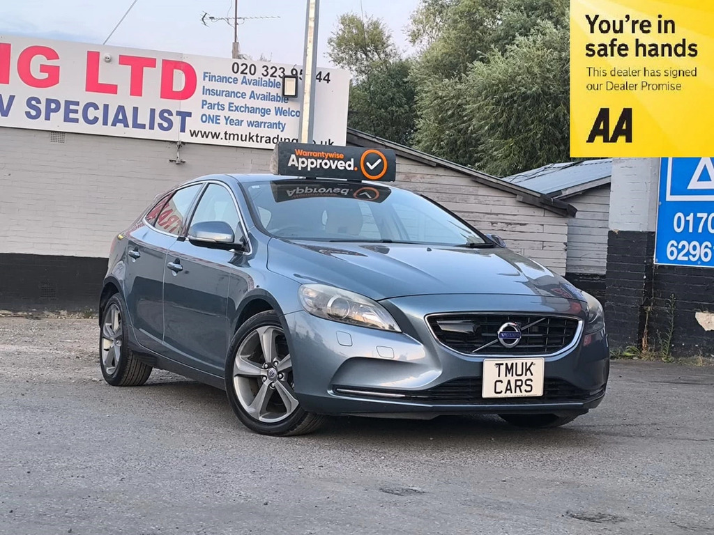 Volvo V40 1.6 201313 T4 Se 5 Seats Hatchb Blue