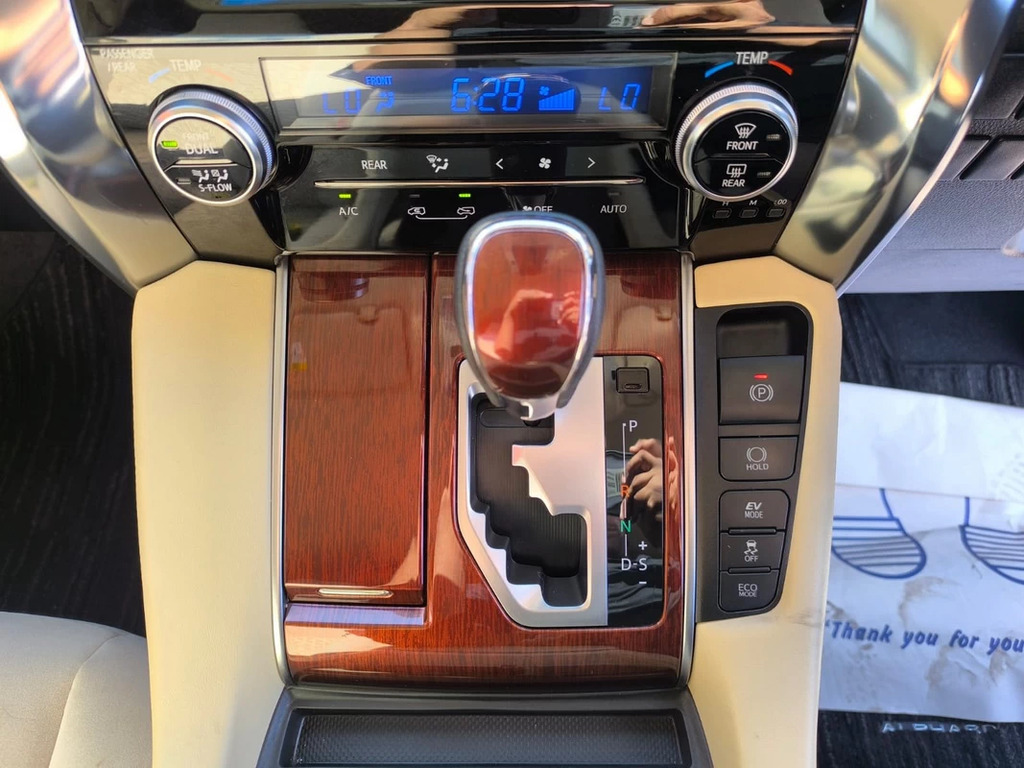 Toyota Alphard 2.5 Premium Edition-leather-sunroof Black #19
