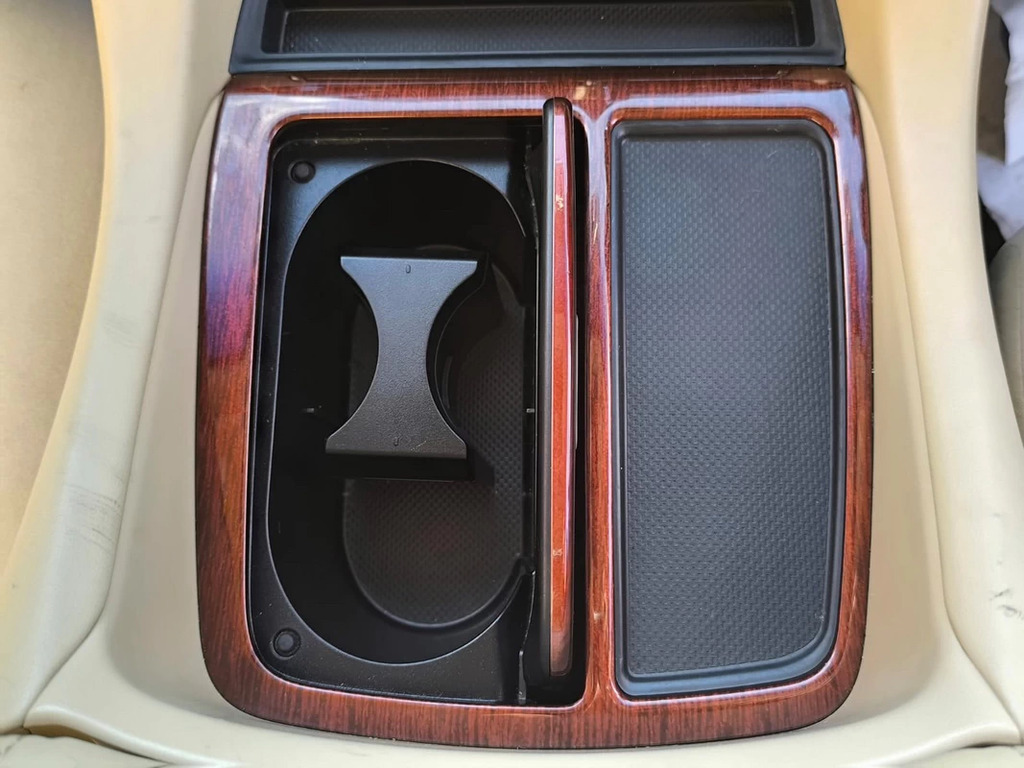 Toyota Alphard 2.5 Premium Edition-leather-sunroof Black #20