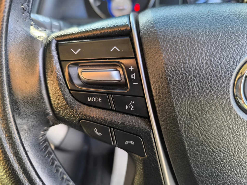 Toyota Alphard 2.5 Premium Edition-leather-sunroof Black #25