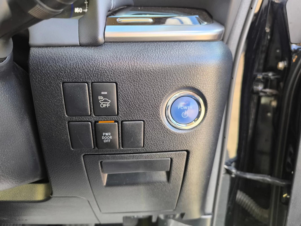 Toyota Alphard 2.5 Premium Edition-leather-sunroof Black #27