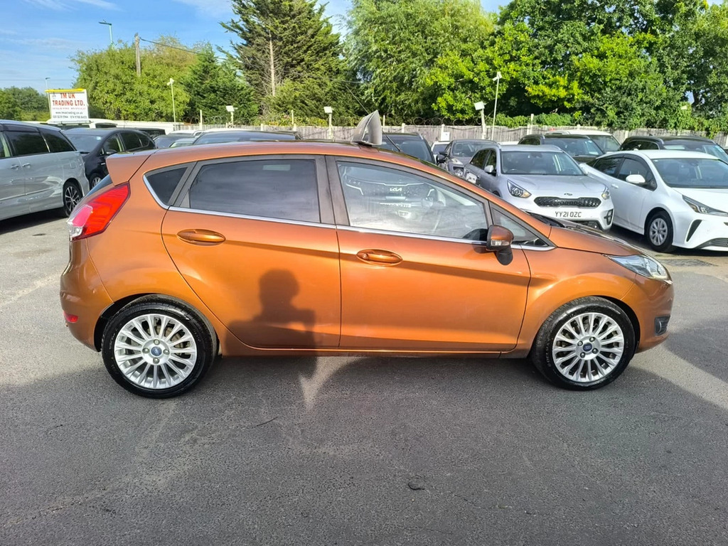 Ford Fiesta 1.6 201515 Tdci Econetic Titanium Yellow #5