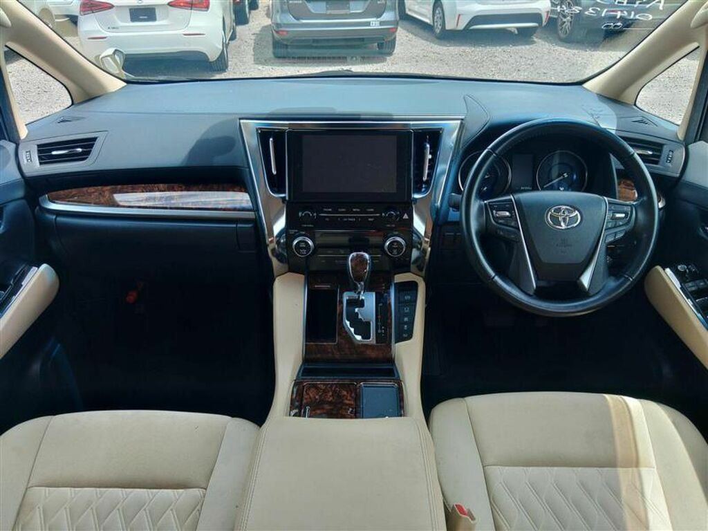Toyota Alphard 2.5 Hybrid 202222 8 Seats Mpv X Ul White #5