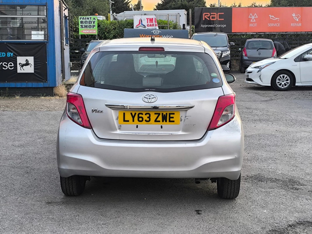 Toyota Yaris 1.33 Vvt-i Tr  #7