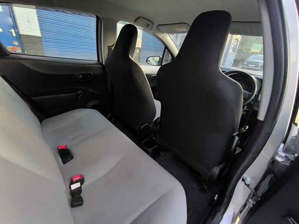 Toyota Yaris 1.33 Vvt-i Tr  #11