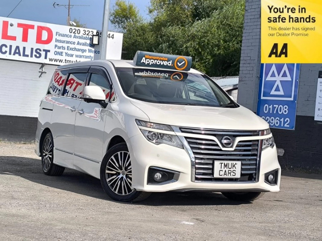 Nissan Elgrand 3.5 201868 7 Seats 2 Keys P White