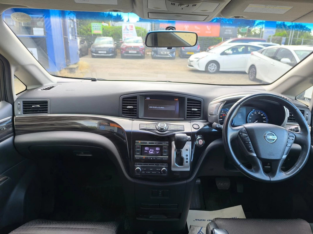Nissan Elgrand Other 200368 White #15