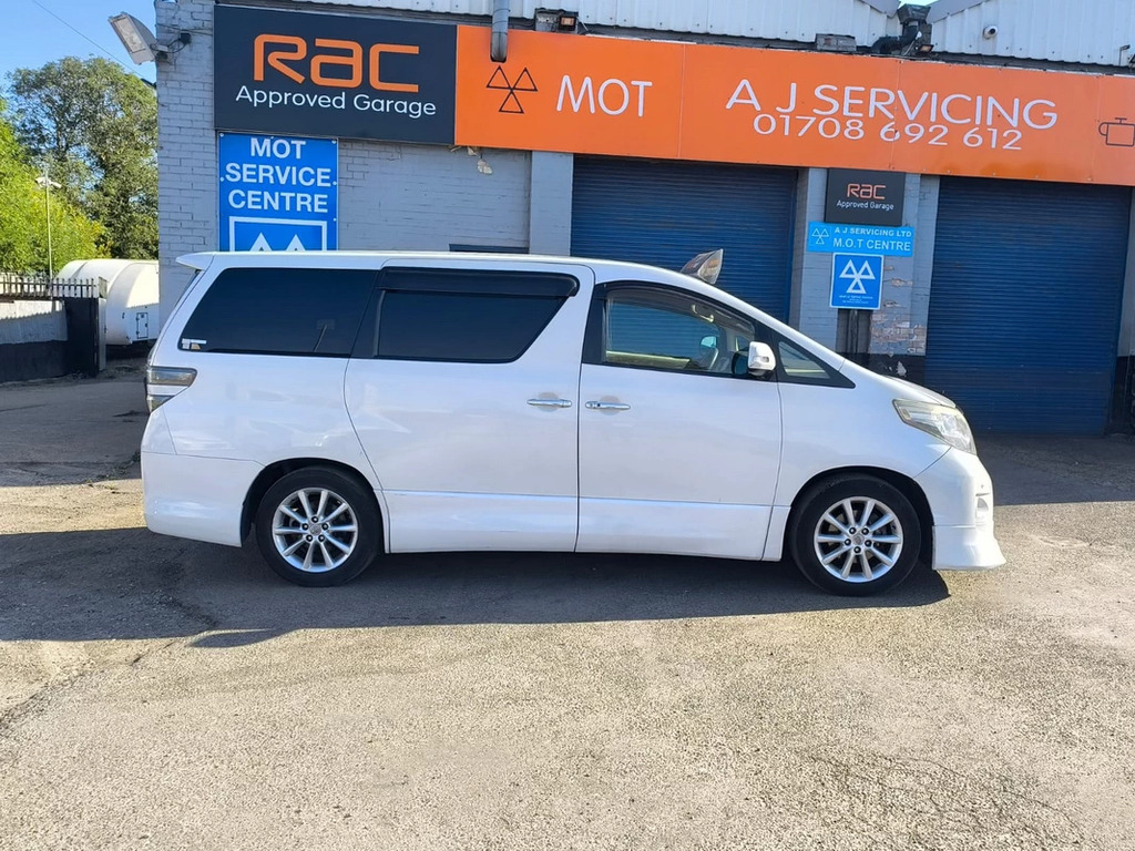 Toyota Alphard 2.4 201059 7 Seats Mpv Roof Led Tv Ul White #5