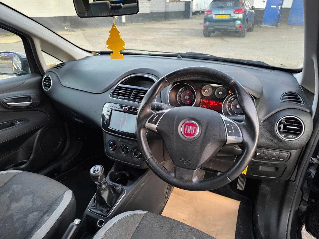 Fiat Punto 1.4 Gbt Euro 5 Ss White #9