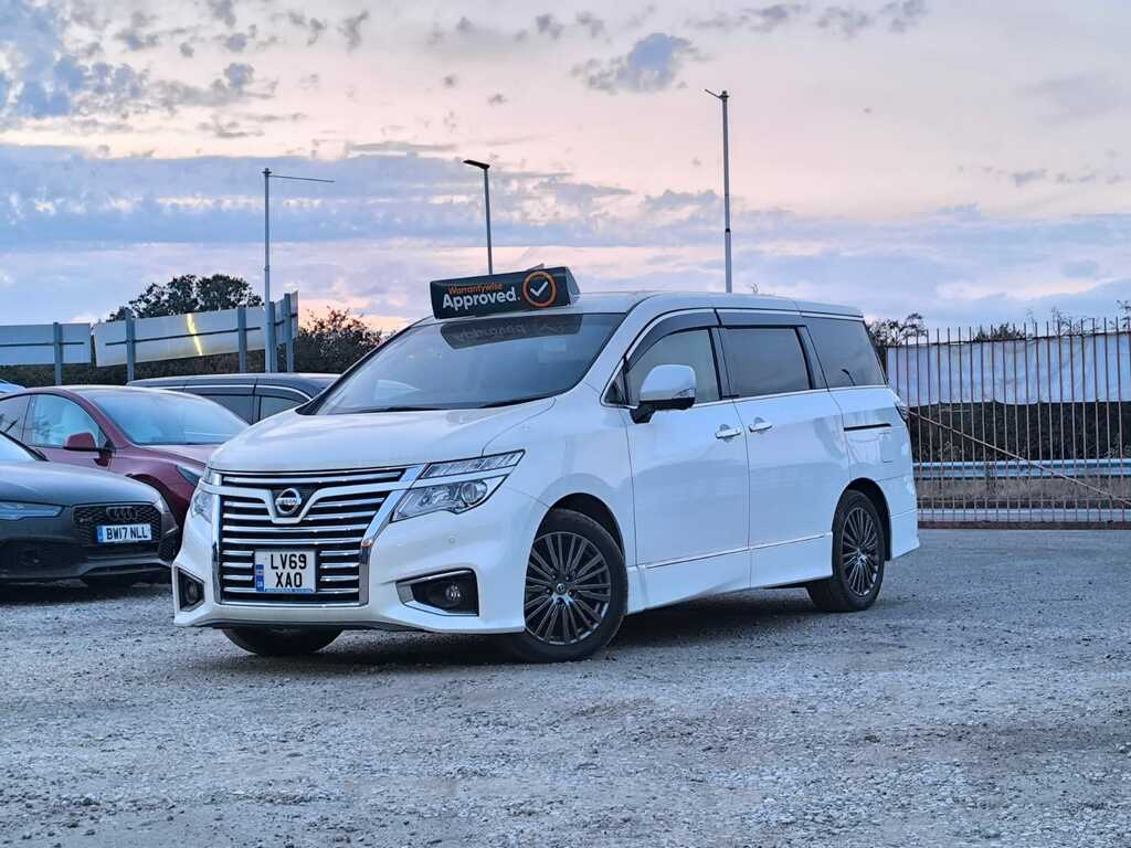 Nissan Elgrand 3.5 202069 7 Seats Premium Edition 4W White #2