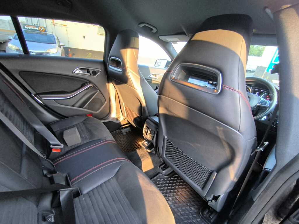 Mercedes-Benz CLA Class Saloon 1.6 Cla180 Amg Line Coupe 7G-dct Euro 6 S Grey #11