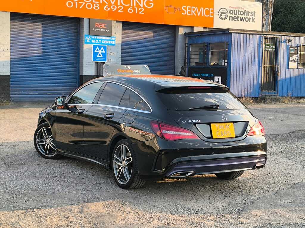 Mercedes-Benz CLA Class 180 1.6 201766 Shooting Breake Black #3