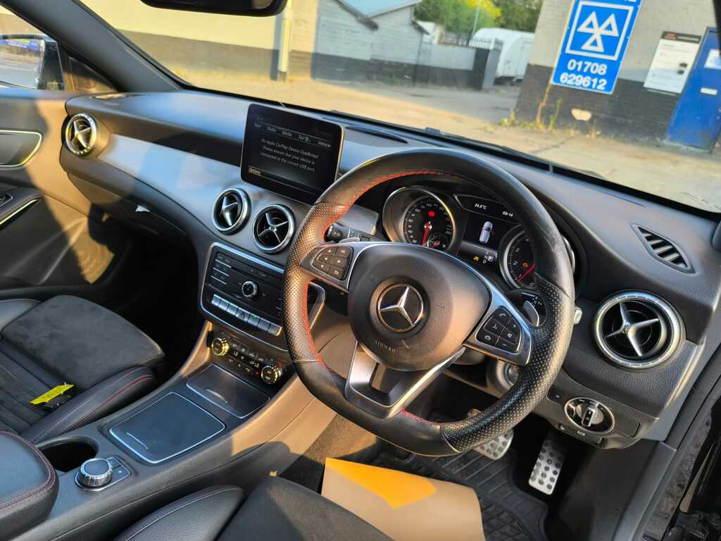 Mercedes-Benz CLA Class Saloon 1.6 Cla180 Amg Line Coupe 7G-dct Euro 6 S Grey #9