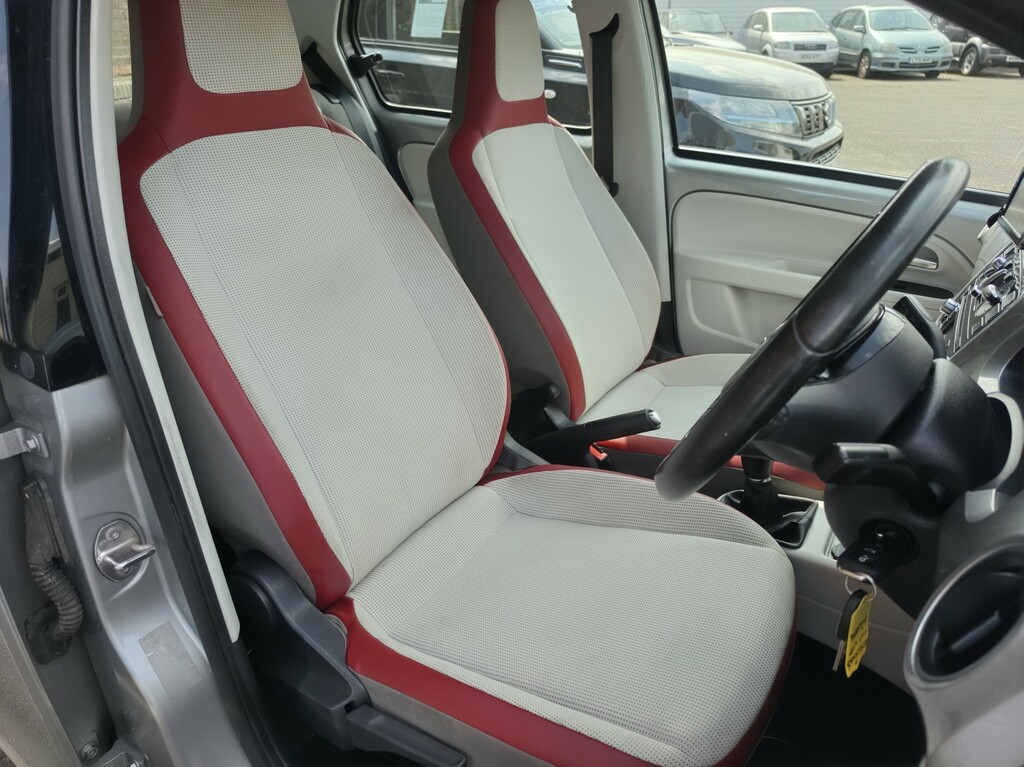 Volkswagen Up 1.0 Bluemotion Tech High Up GF63XXS Silver #6