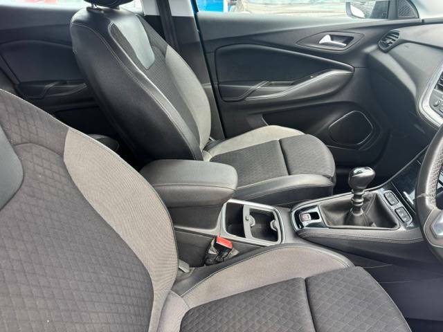Vauxhall Grandland X 1.2 Turbo Tech Line Nav Blue #4