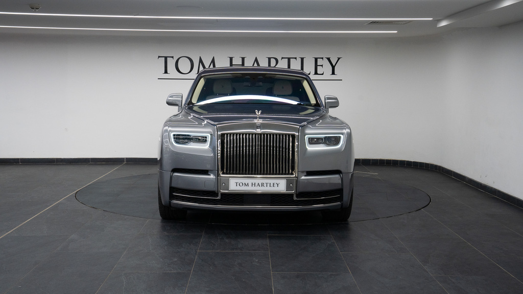Rolls-Royce Phantom VIII KF18MVK Blue