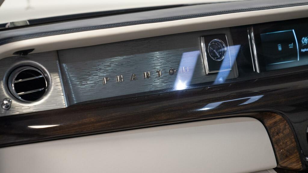 Rolls-Royce Phantom Phantom Auto Silver #23