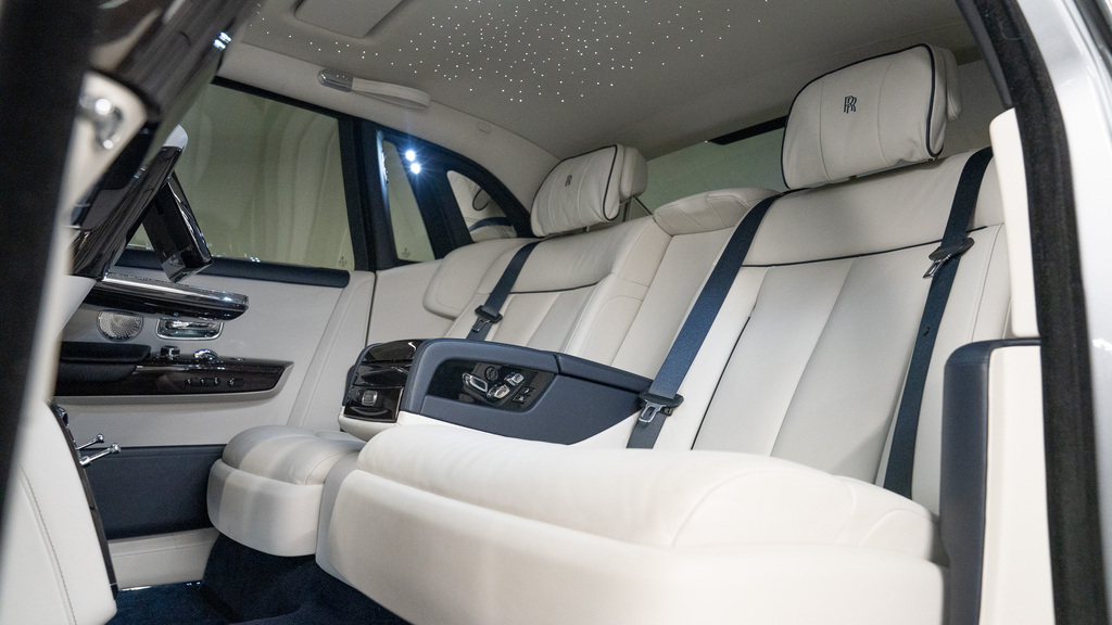 Rolls-Royce Phantom Phantom Auto Silver #19