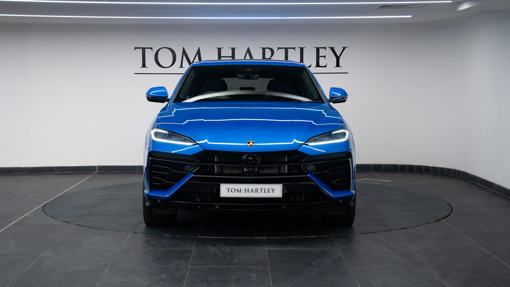 Lamborghini Urus Suv  #2