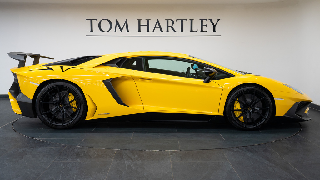 Lamborghini Aventador Lp 750-4 Superveloce Roadster #7