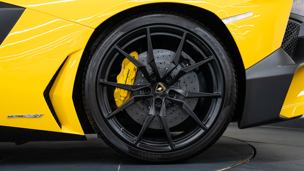 Lamborghini Aventador Lp 750-4 Superveloce Roadster #18