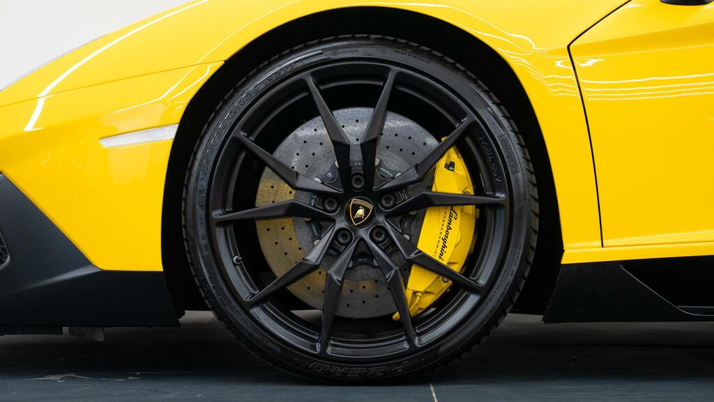Lamborghini Aventador Lp 750-4 Superveloce Roadster #17