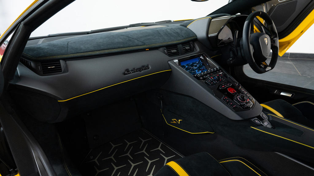 Lamborghini Aventador Lp 750-4 Superveloce Roadster #31
