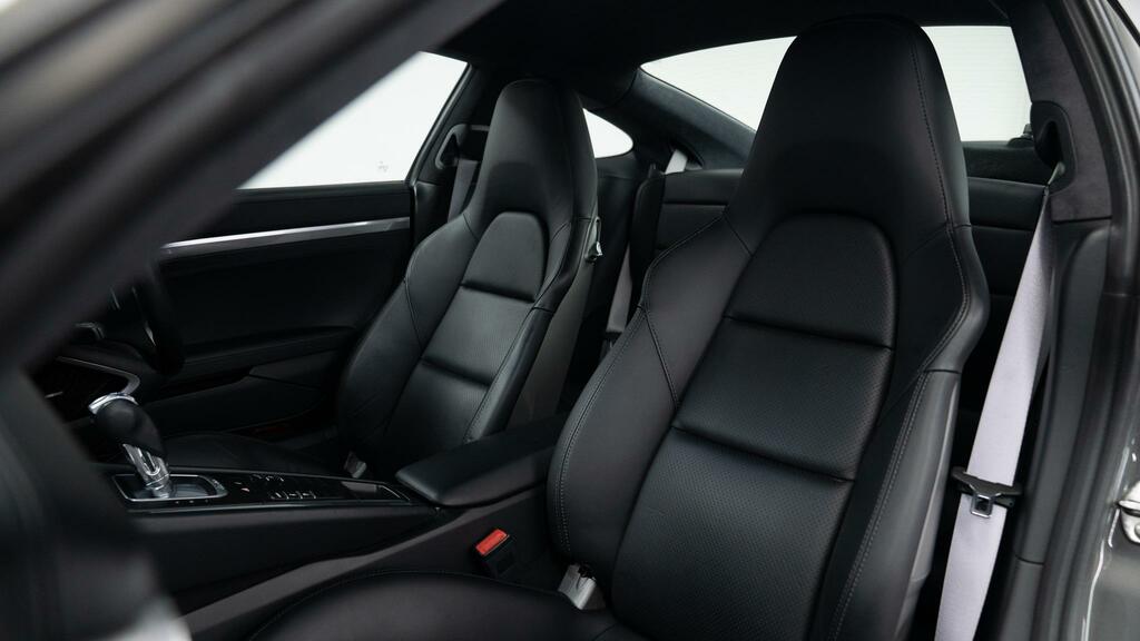 Porsche 911 3.8 991 Carrera 4 Gts Coupe Pdk 4Wd Eur Black #19