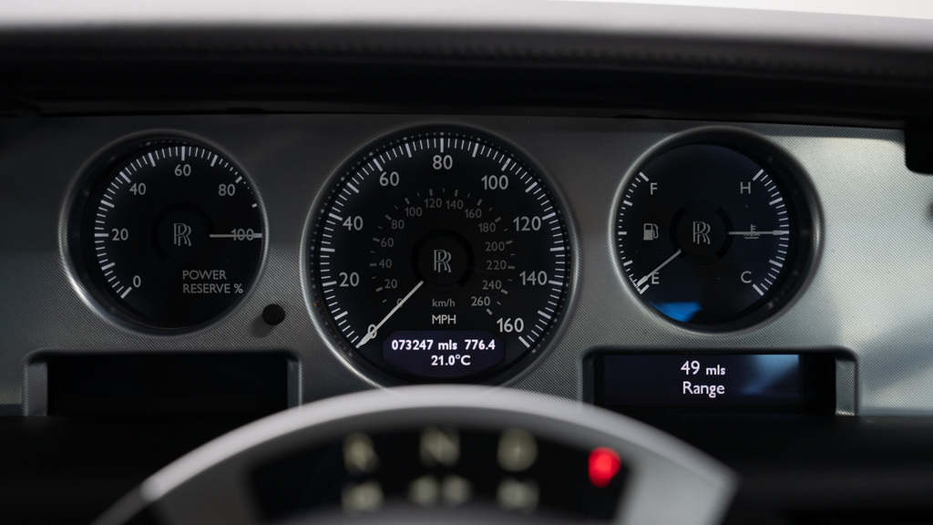 Rolls-Royce Phantom Drophead Black #30