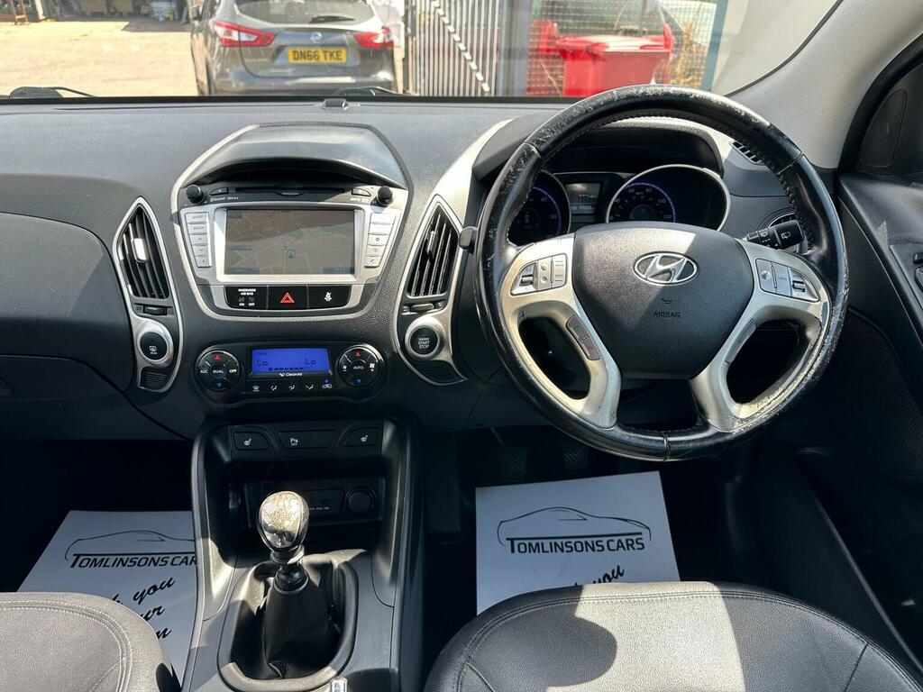 Hyundai Ix35 1.7 Crdi Premium 2Wd 5-Door From 4,895 R White #10