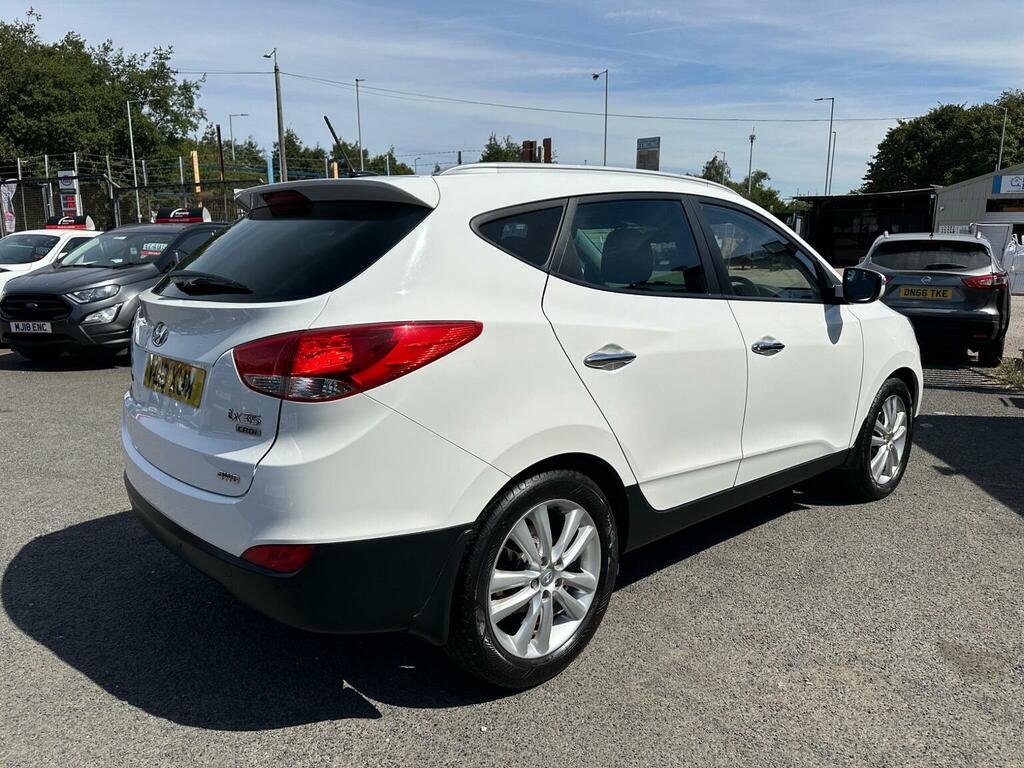 Hyundai Ix35 1.7 Crdi Premium 2Wd 5-Door From 4,895 R White #8