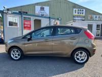 Ford Fiesta 1.25 Zetec Hatchback 129 Gkm, Black #28