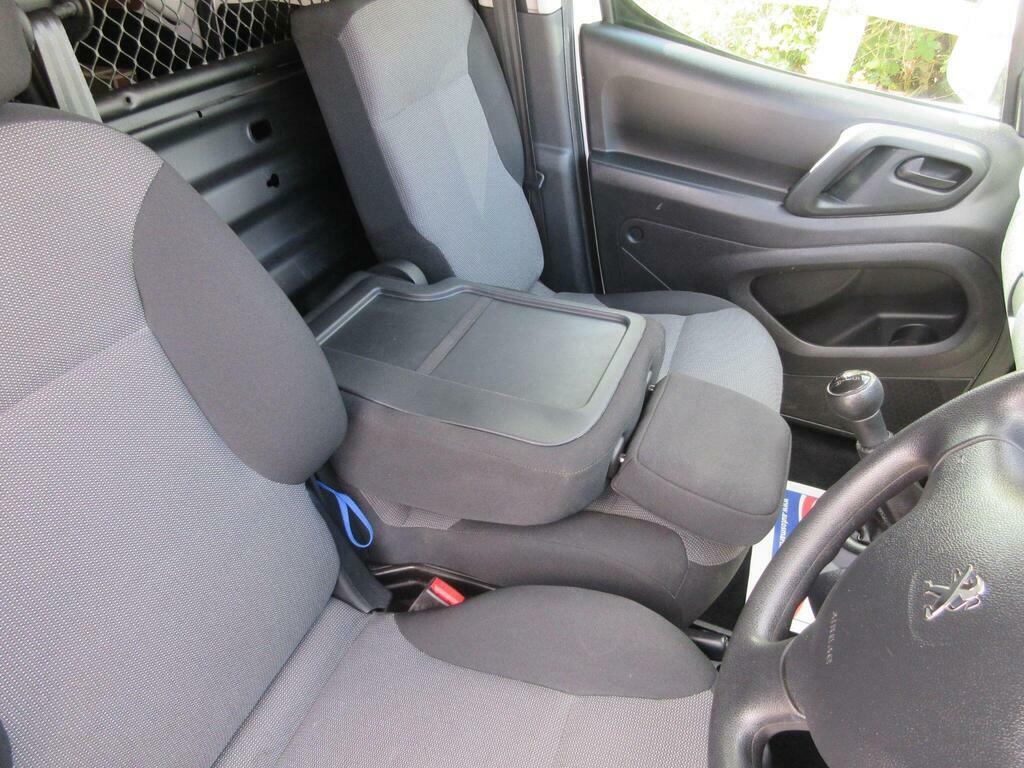 Peugeot Partner 1.6 Bluehdi 756 S Panel Van 6Dr L2 White #18