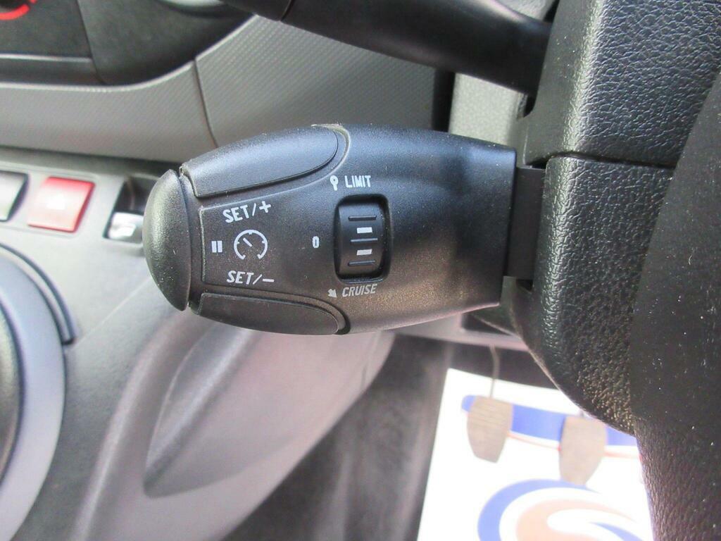 Peugeot Partner 1.6 Bluehdi 756 S Panel Van 6Dr L2 White #27