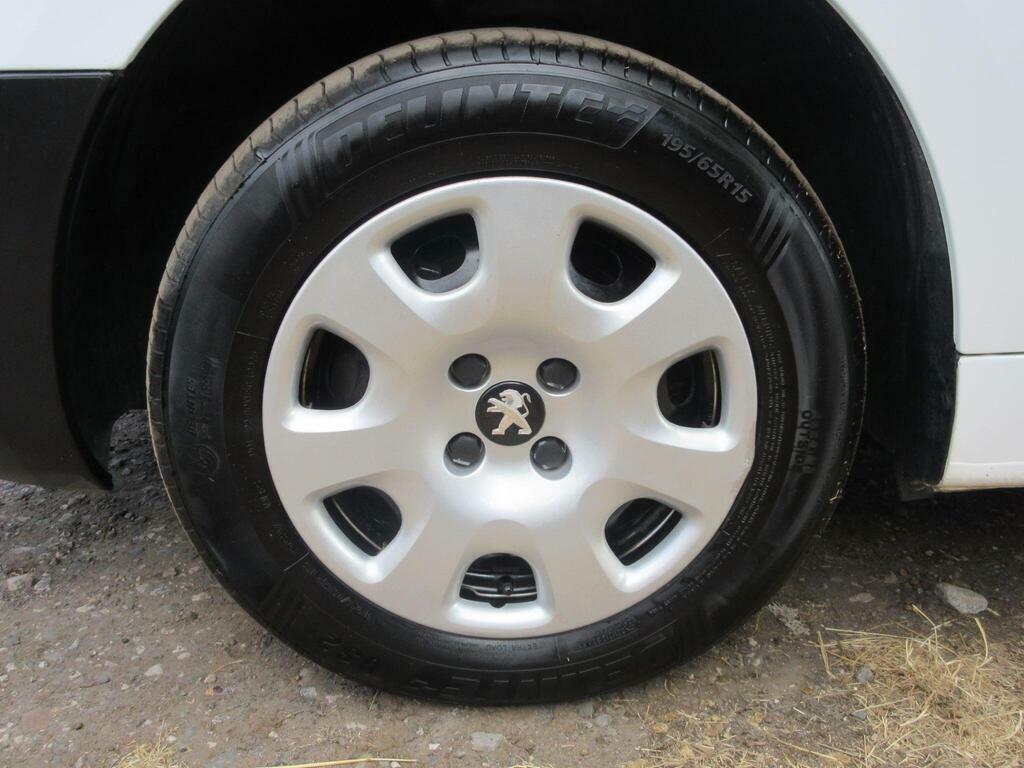 Peugeot Partner 1.6 Bluehdi 756 S Panel Van 6Dr L2 White #46