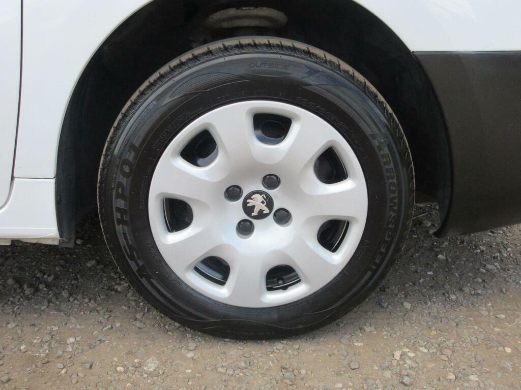 Peugeot Partner 1.6 Bluehdi 756 S Panel Van 6Dr L2 White #45