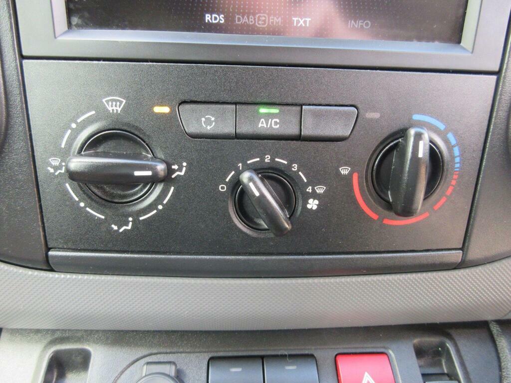 Peugeot Partner 1.6 Bluehdi 756 S Panel Van 6Dr L2 White #37