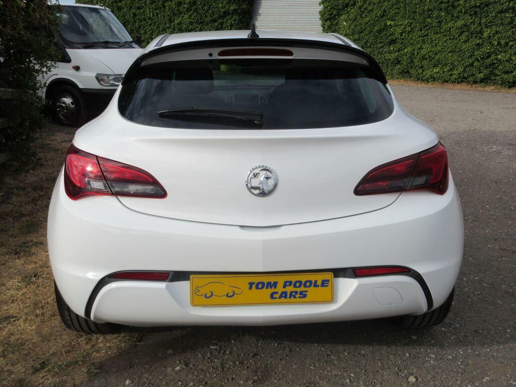 Vauxhall Astra GTC 1.4T 16V Sport Euro 5 S S White #4