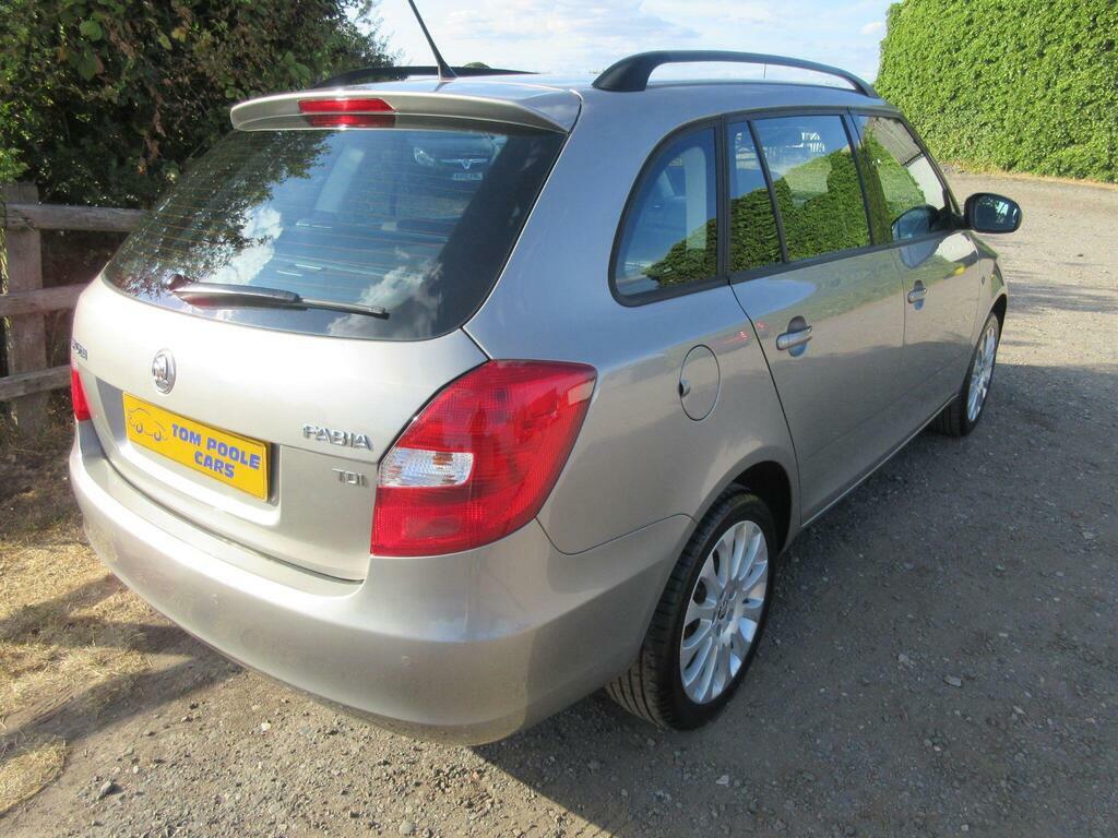 Skoda Fabia 1.6 Tdi Elegance Euro 5 Beige #3